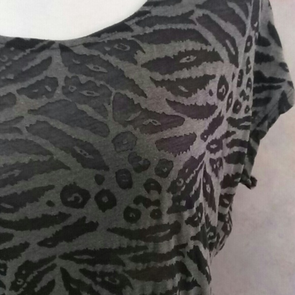 Animal print burnout tee - Picture 4 of 4