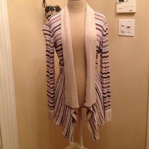 White House Black Market size S sweater jacket