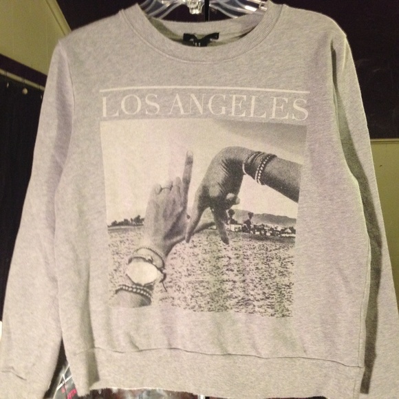 Forever 21 Sweaters - LA Grey crew neck