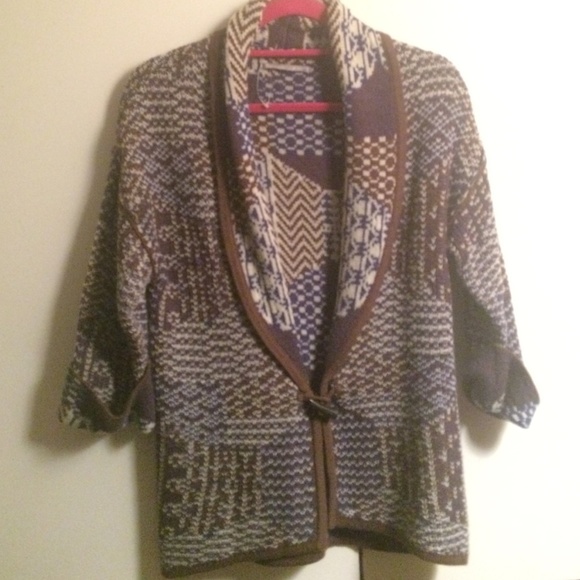 Cardigan sweater