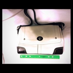 More pics of coach purse