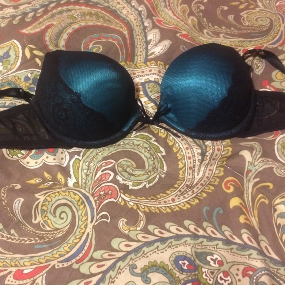 Lacey blue push-up bra