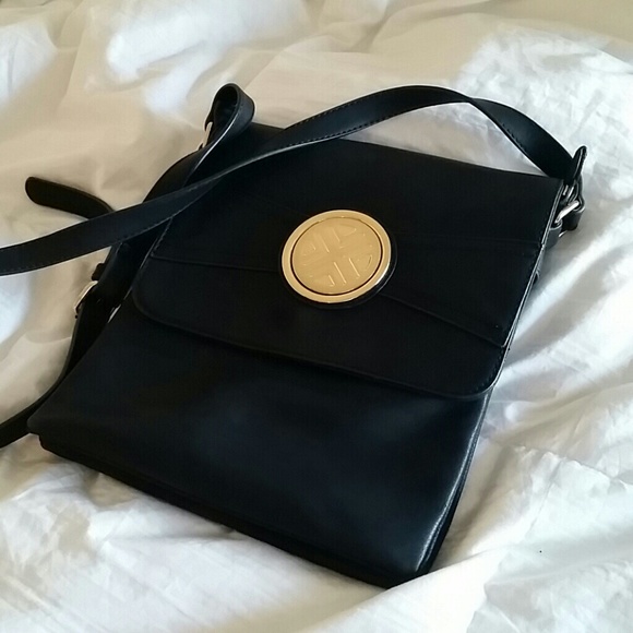 NWOT - Faux leather crossbody
