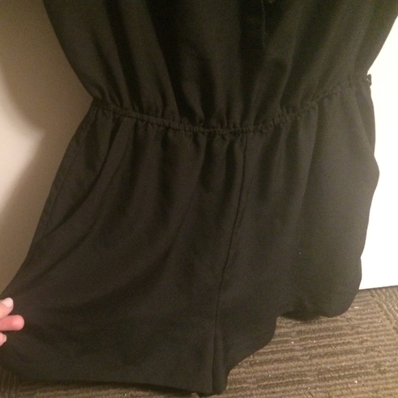 Romper - Picture 4 of 4