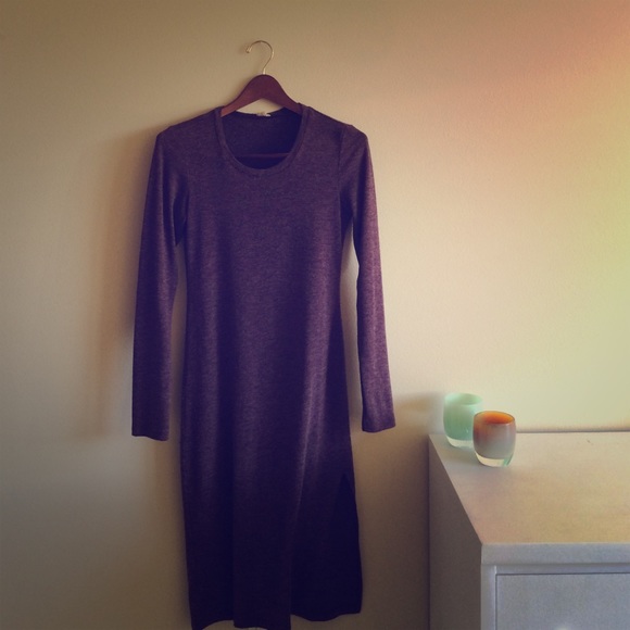 Maroon Long Sleeved Midi Dress