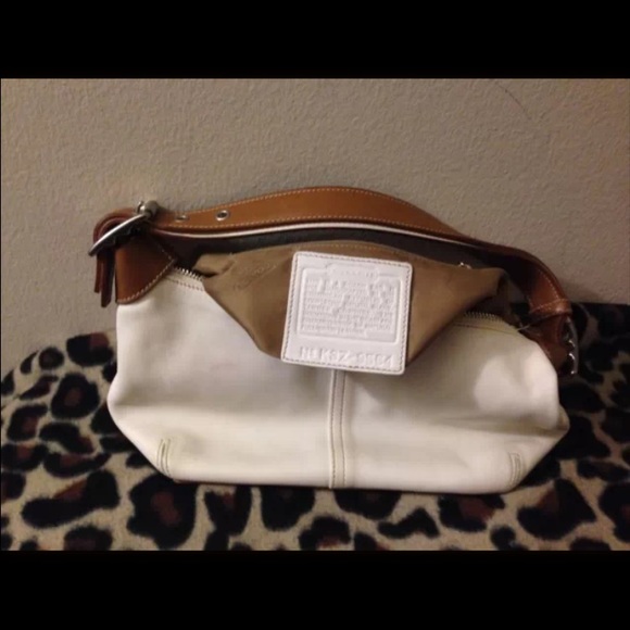 Authentic Coach Purse - Picture 1 of 2