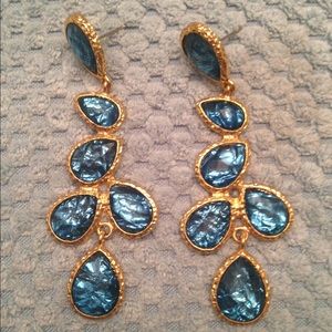 Amrita Singh | Statement earrings