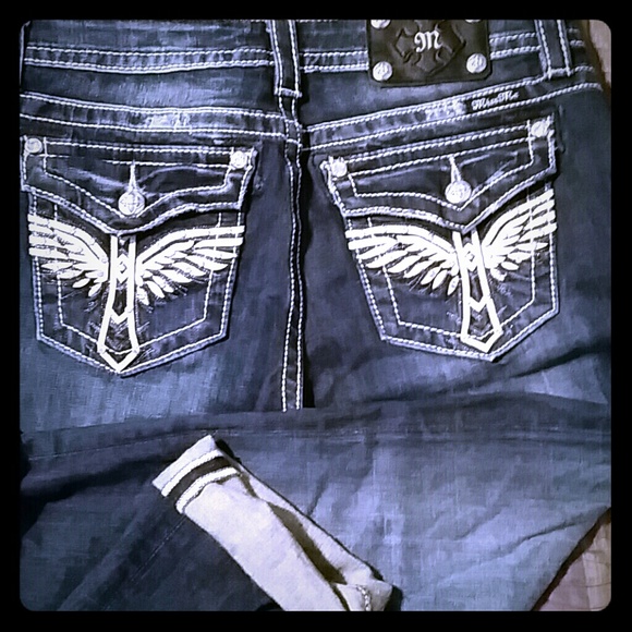 NWOT MISS ME BOY FRIENDS CAPRI.