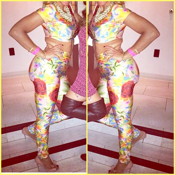 Two piece flowered outfit with a beautiful pattern