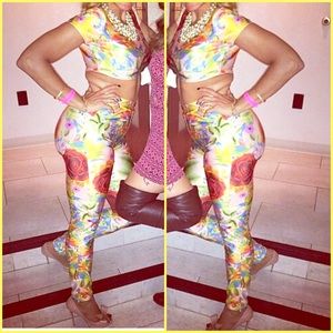 Two piece flowered outfit with a beautiful pattern