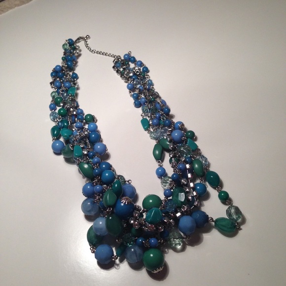 Multi strand blue and green beaded necklace! - Picture 2 of 3