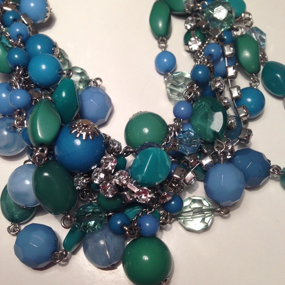 Multi strand blue and green beaded necklace! - Picture 3 of 3