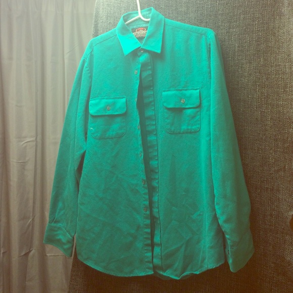 Green Flannel Top, size Medium/Large