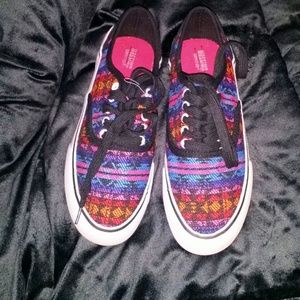 mossimo Supply co slip on shoes