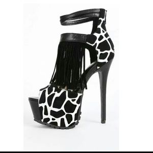 Black n white heels
