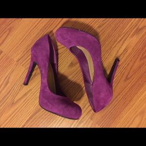 *SOLD* Plum Jessica Simpson Heels
