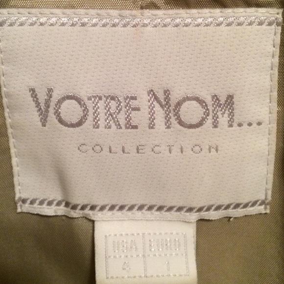 Beautiful Blazer - Picture 3 of 4