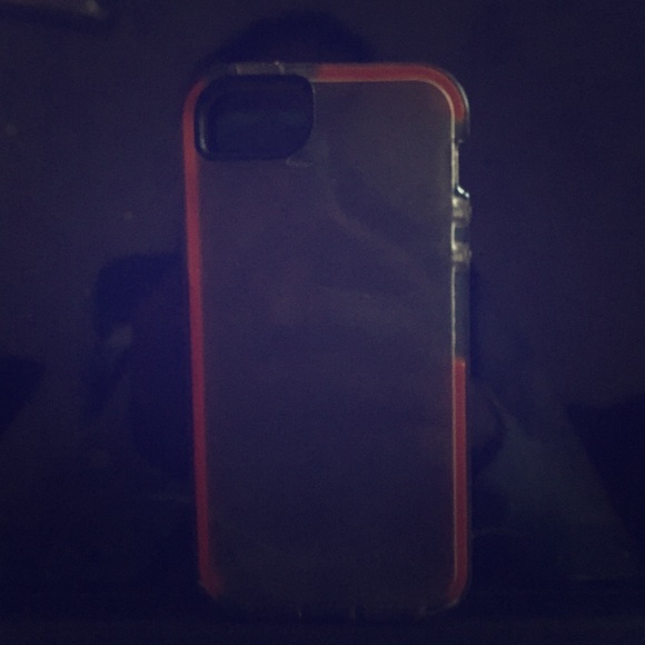 IPhone 5s tech21 case