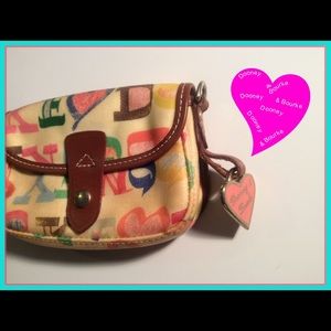 Classic Dooney&bourke wristlet