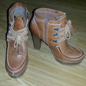 Mia brown booties