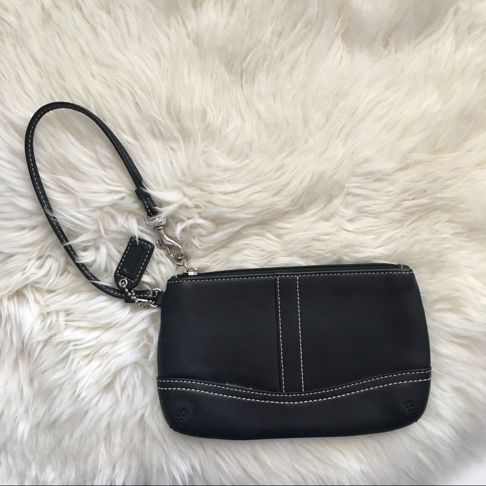{Coach} Black Wristlet - Picture 1 of 5