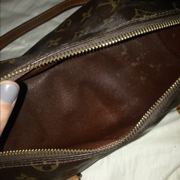 LV purse - Picture 4 of 4