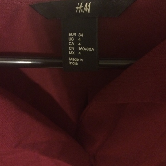 H&M burgundy top - Picture 4 of 4