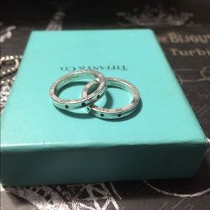 Tiffany  retired  blue sapphire stackable rings