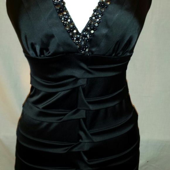 Cache black embellished beaded neckline dress - Picture 2 of 4