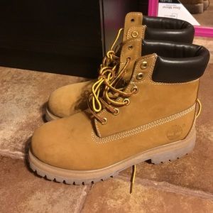 Wheat tims size 6.5 in men women 8.5/9