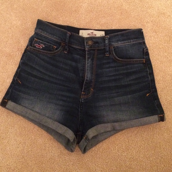 Hollister natural waist shorts