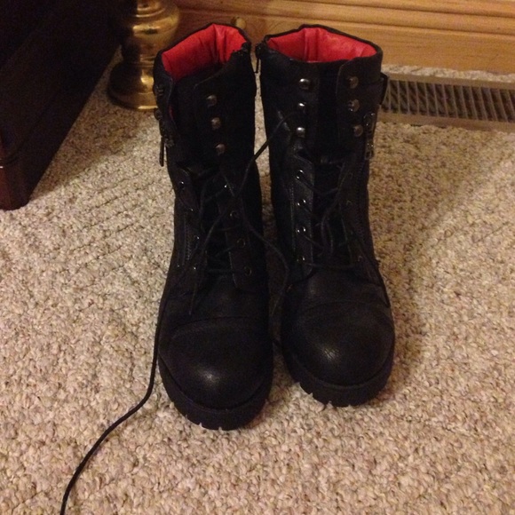 Guess combat boots