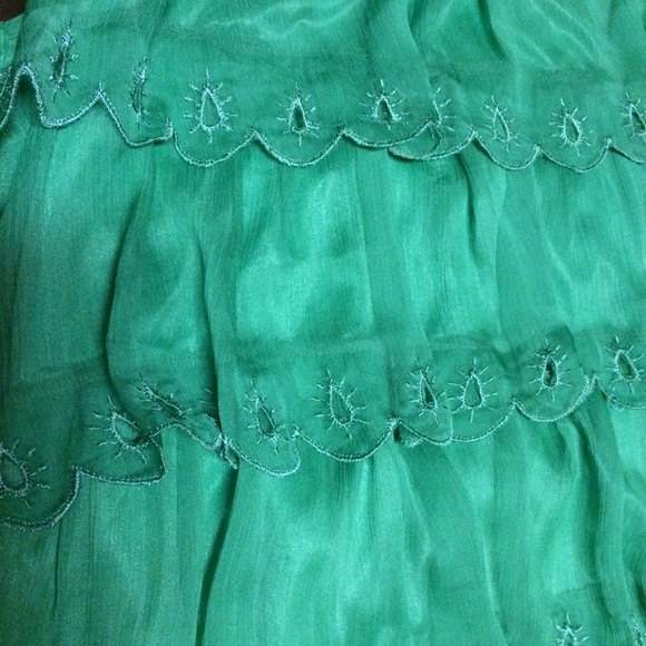 Top - Picture 2 of 2