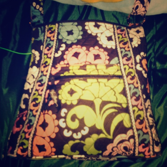 Vera Bradley cross body