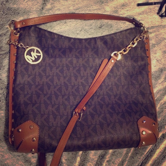 MK purse SOLD