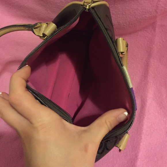 Victoria bag purse. - Picture 2 of 3