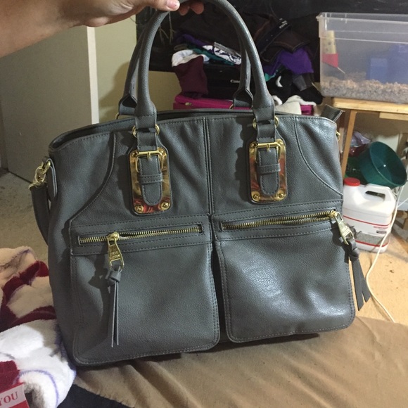 Steve Madden Handbags - Steve Madden purse.