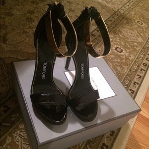 ❌SOLD❌Authentic Tom Ford sandals size 38