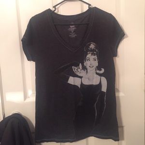 Audrey Hepburn Breakfast at Tiffany's tee