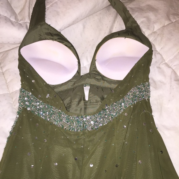 Prom dress - Picture 3 of 3