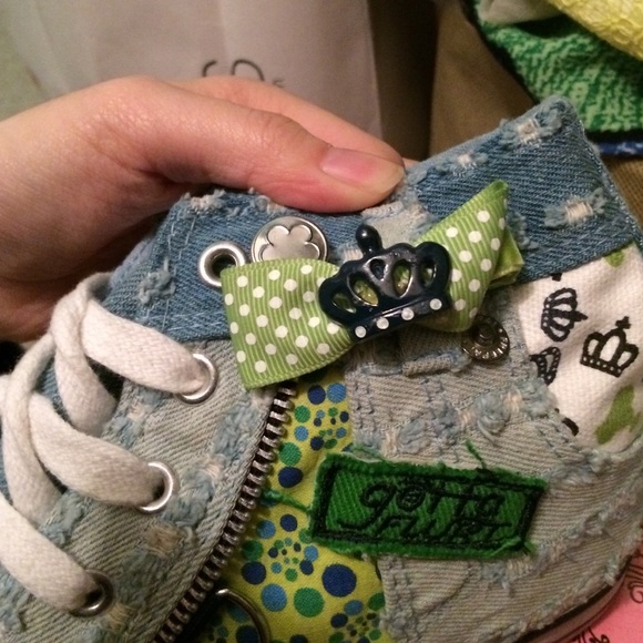 Gotta Flurt denim high tops - Picture 3 of 4