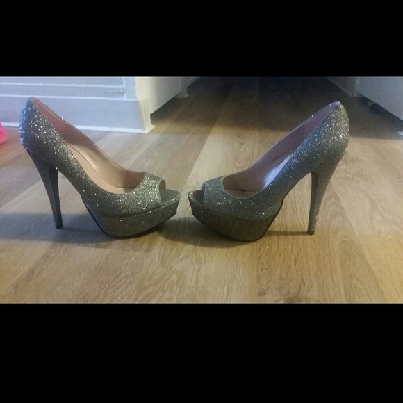 Silver Sparkle Open Toe Pumps (NWOT)