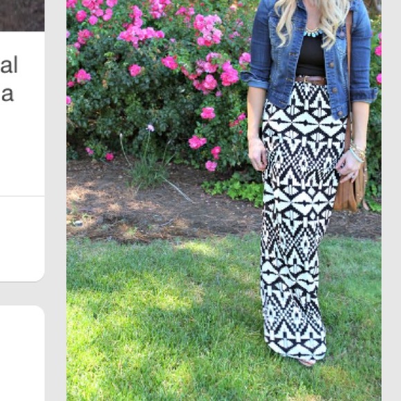 Charlotte Russe maxi skirt