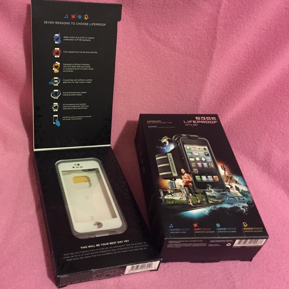 Lifeproof iPhone 5 case and athletic armband