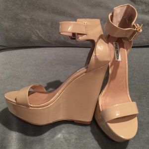 steve madden ankle strap wedge