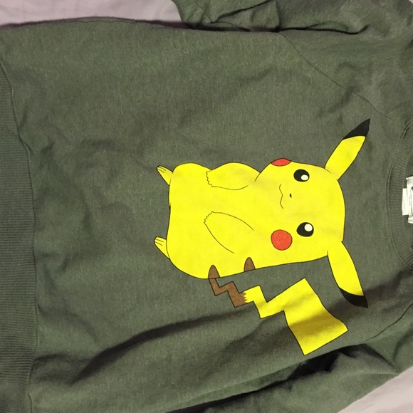 Pokemon sweatshirt :)