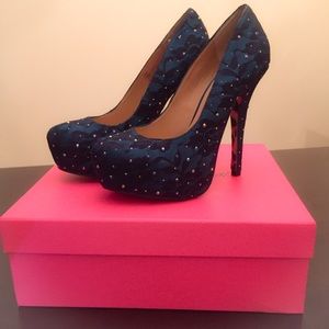 Betsey Johnson Vidah Blue Multi Pumps 7.5