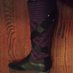 Nine West purple buckle boots