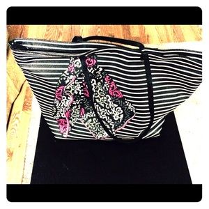 LE Vera Bradley Double Take Tote