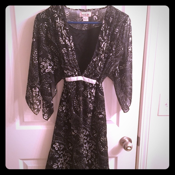 Black and white kimono dress